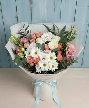 Букет цветов из:  Розы, Лизиантусы и Хризантемы в Уржуме