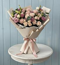 Букет цветов из:  Розы и Лизиантусы #REPLACE_PRED# Уржуме