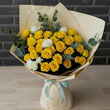 Букет цветов из:  Розы в Уржуме