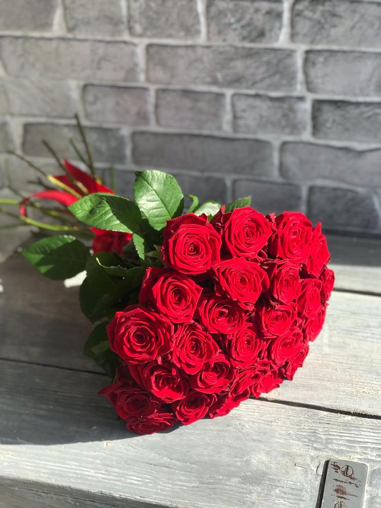 Букет Красные розы Фридом в Уржуме