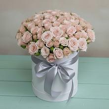 Цветочная композиция из Розы в шляпной коробке в Уржуме