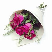 Букет цветов из:  Розы в Уржуме