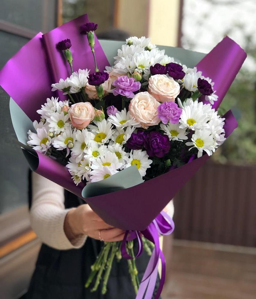Букет цветов из: Хризантемы, Гвоздики и Розы в Уржуме