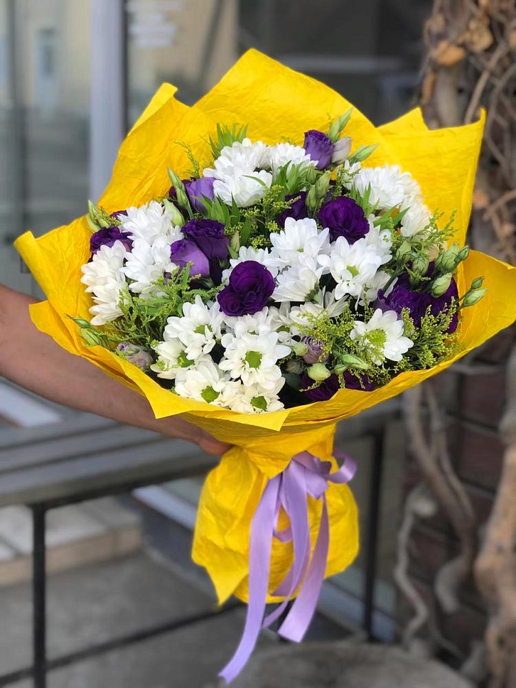 Букет цветов из: Ирисы, Хризантемы и Ромашки в Уржуме