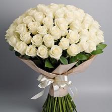 Букет 101 беля роза Белоснежка в Уржуме
