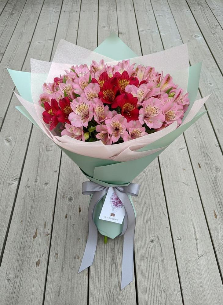 Букет цветов из: Альстромерии в Уржуме