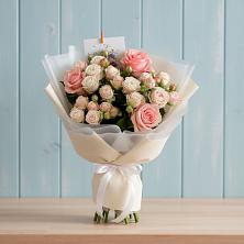 Букет цветов из:  Розы в Уржуме